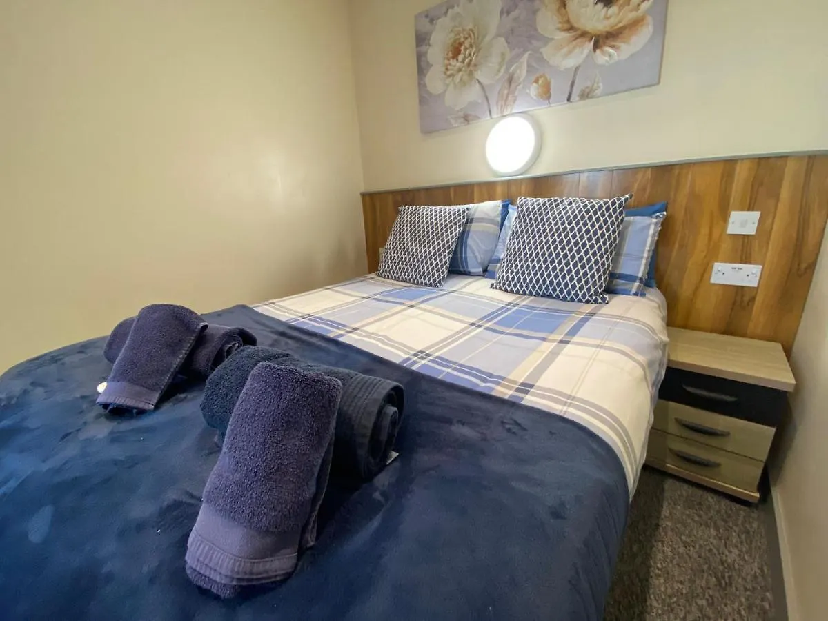 Seaside Suites Superior Family Apartments 블랙풀