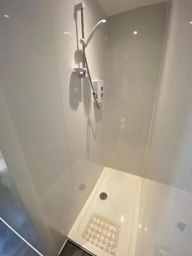Seaside Suites Superior Family Apartments 블랙풀