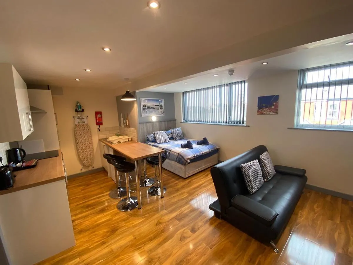 Seaside Suites Superior Family Apartments 블랙풀