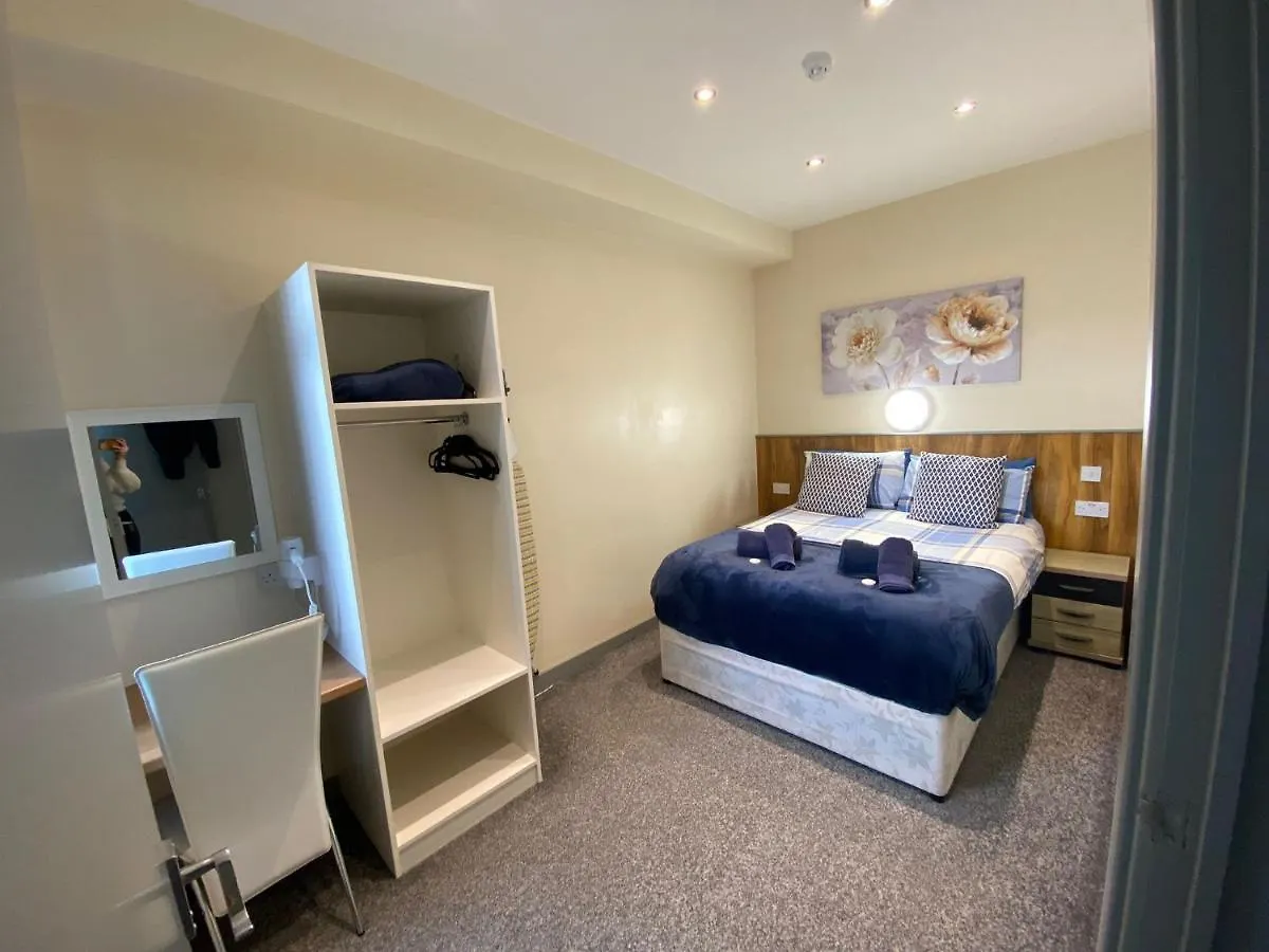 Seaside Suites Superior Family Apartments 블랙풀