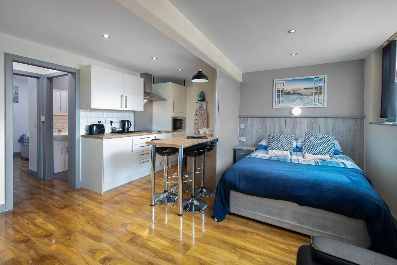 Seaside Suites Superior Family Apartments 블랙풀 0*,  영국